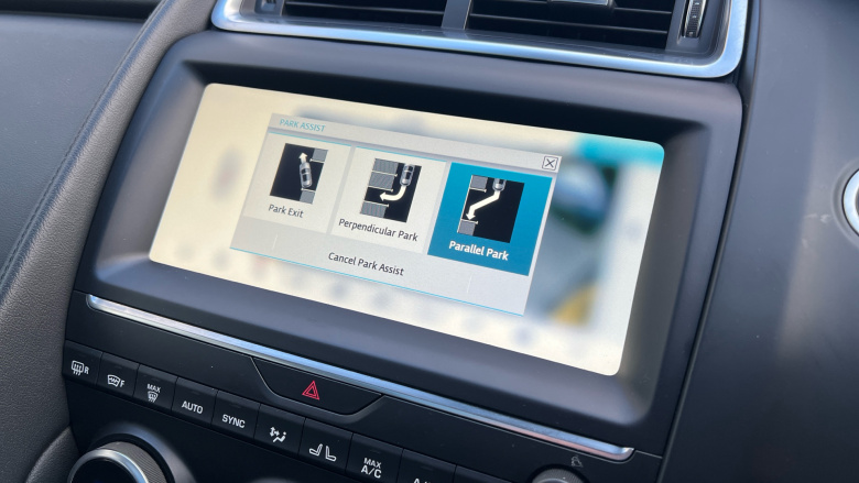 Jaguar E-Pace 2.0d [240] SE 5dr Auto Diesel Estate